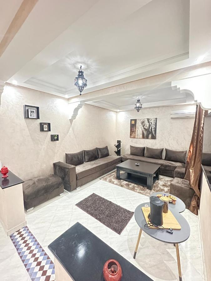 Modern Gueliz 2 Bedroom Apartment Marrakesh Luaran gambar